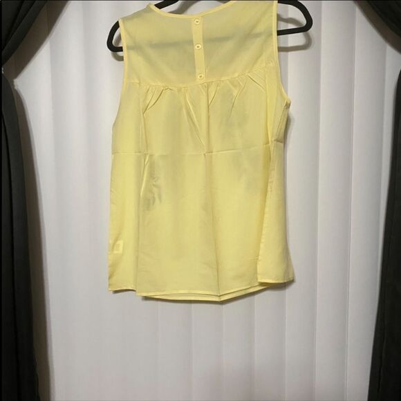 Yellow/black floral stencil style blouse - Picture 3 of 4